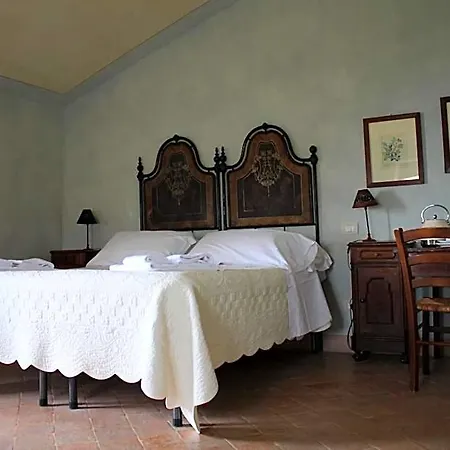 Hotel La Tavola Dei Cavalieri 3*