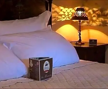 فندق La Tavola Dei Cavalieri 3*