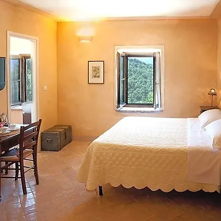 Hotel La Tavola Dei Cavalieri