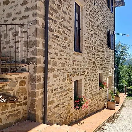 La Tavola Dei Cavalieri Hotel 3*
