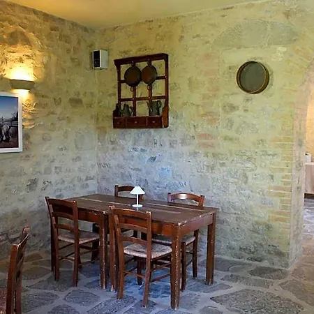 La Tavola Dei Cavalieri 3*