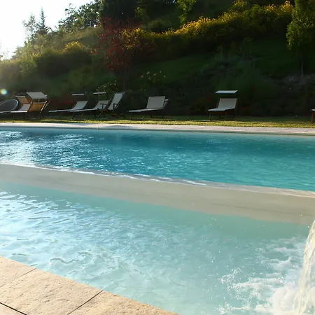 Hotel La Tavola Dei Cavalieri 3*