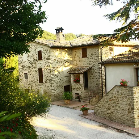 ホテル La Tavola Dei Cavalieri