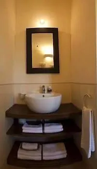 Hotel La Tavola Dei Cavalieri