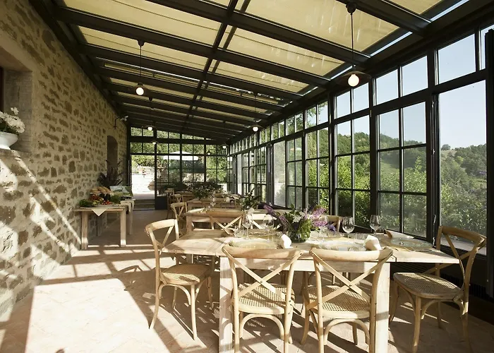 Hotel La Tavola Dei Cavalieri 3*