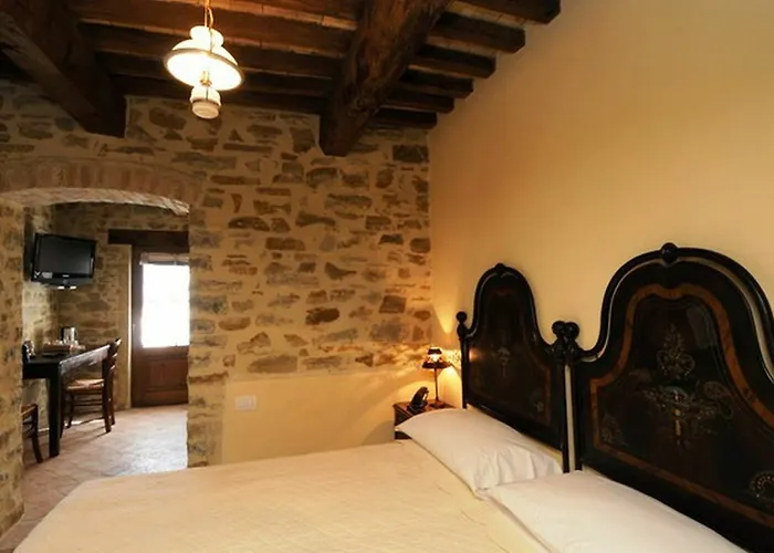 La Tavola Dei Cavalieri 3*